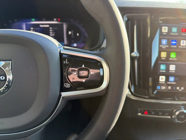 Used 2023 Volvo S90 B6 Plus w/ Protection Package Premier image 17