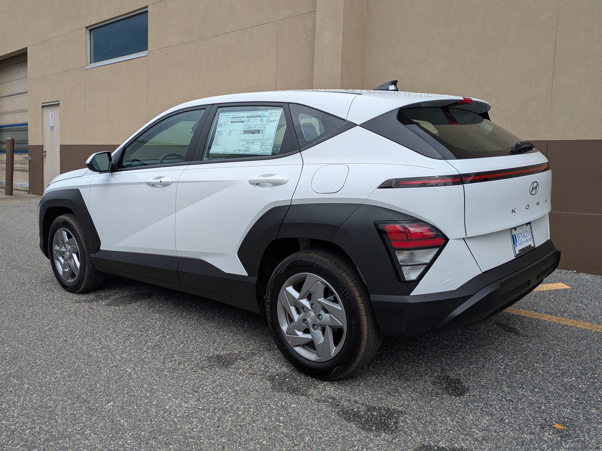 New 2026 Hyundai Kona SE image 7