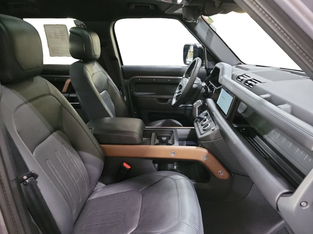 Used 2020 Land Rover Defender 110 X AWD/4WD image 29