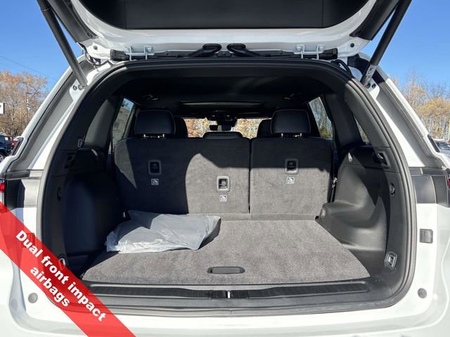 New 2025 Jeep Grand Cherokee Altitude image 38