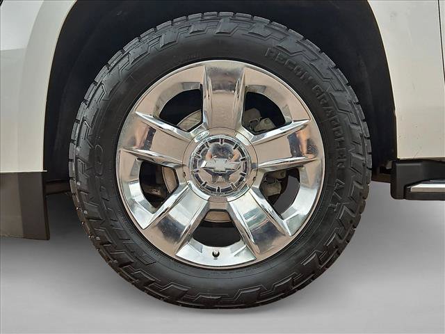 Used 2018 Chevrolet Tahoe Premier w/ Max Trailering Package RWD image 25