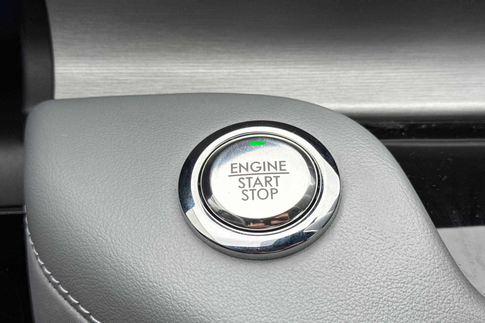 Used 2020 Lincoln Aviator Reserve w/ Equipment Group 202A image 24