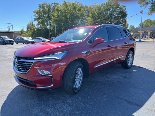 Used 2024 Buick Enclave Premium image 3