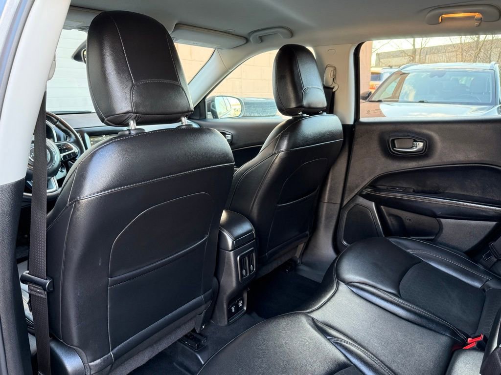 Used 2019 Jeep Compass Latitude w/ Popular Equipment Group image 16