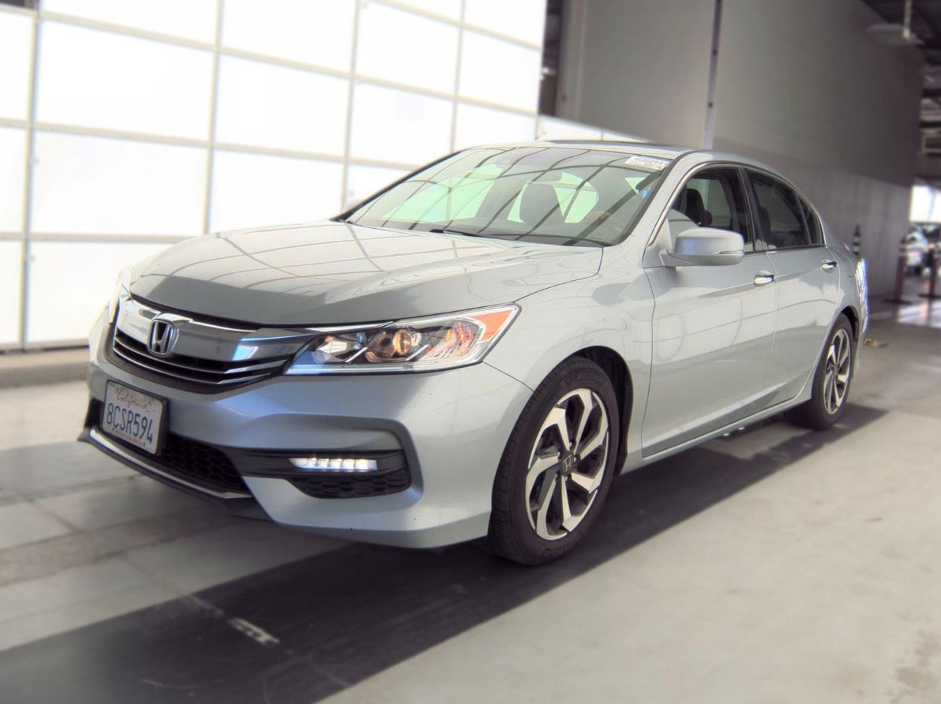 Used 2017 Honda Accord EX-L image 1