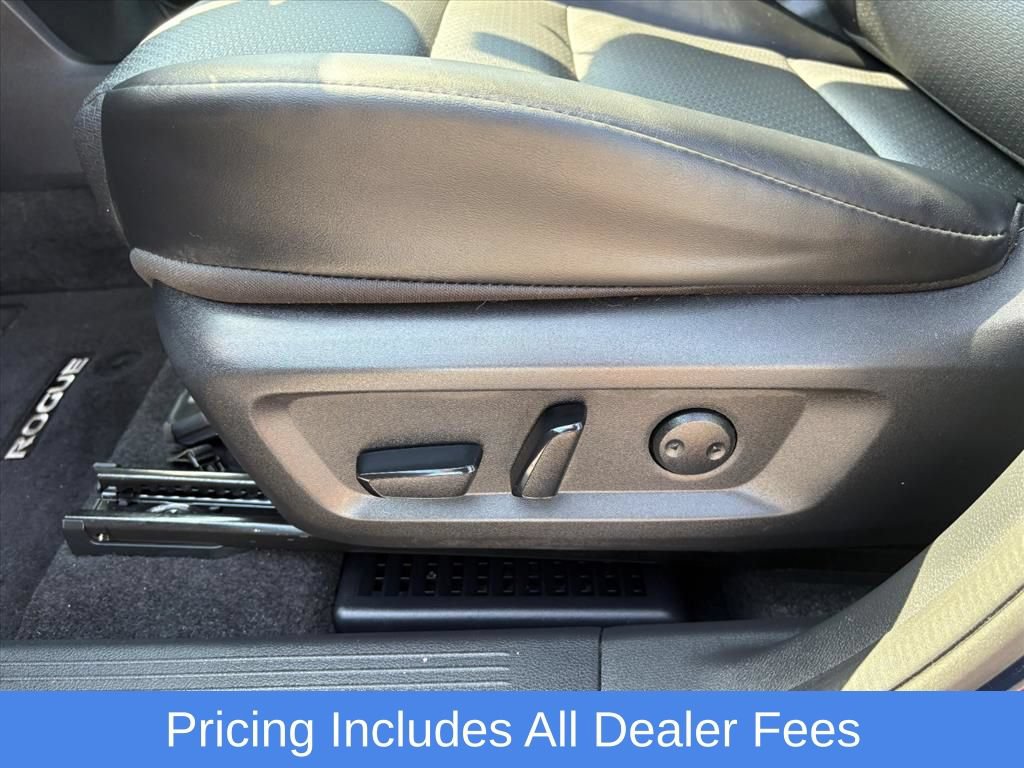 Certified 2024 Nissan Rogue SV w/ SV Premium Package AWD/4WD image 18