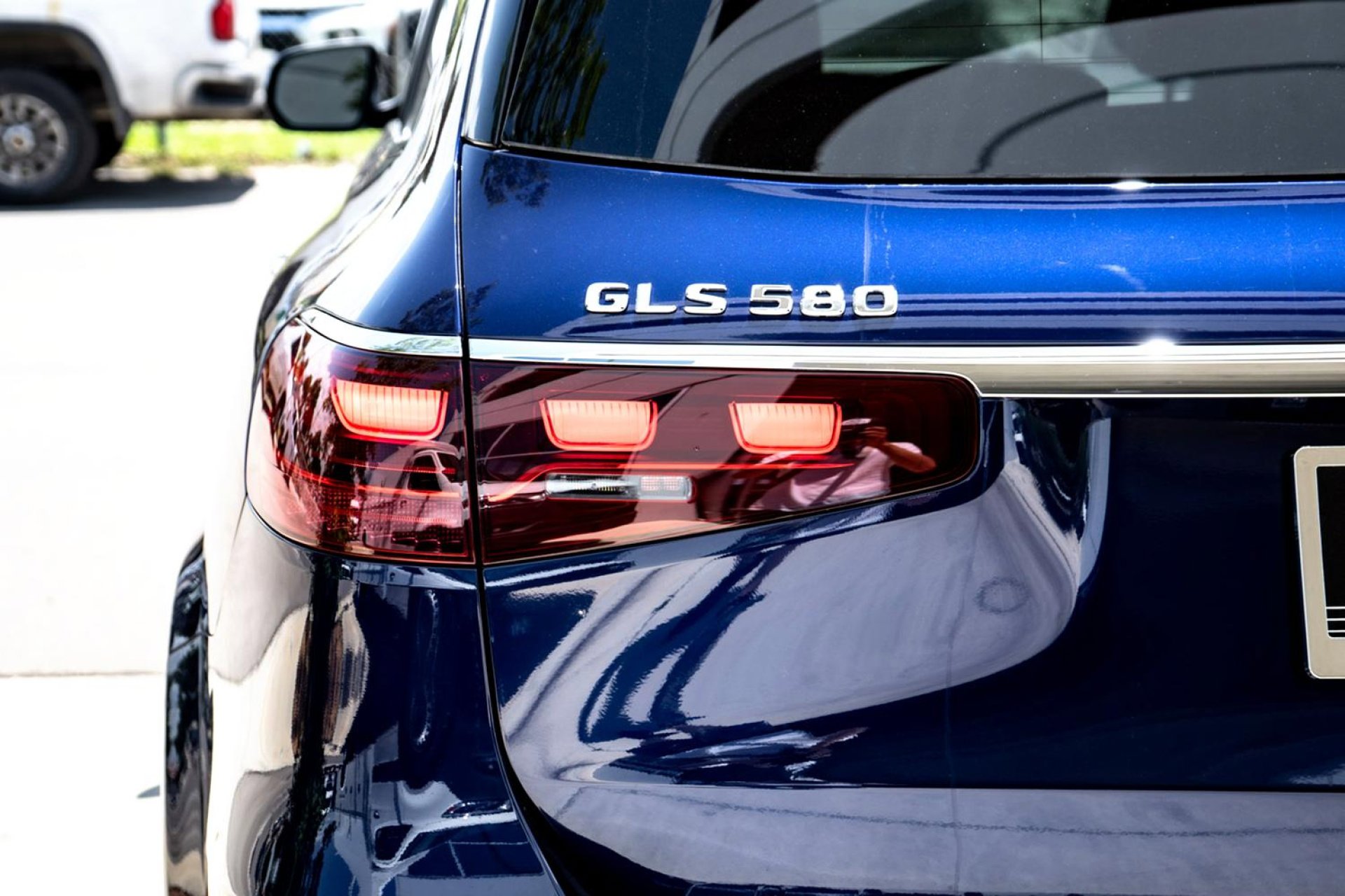 New 2025 Mercedes-Benz GLS 580 4MATIC image 8