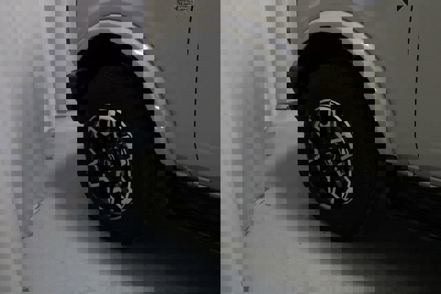 New 2026 Ford Bronco Outer Banks image 28