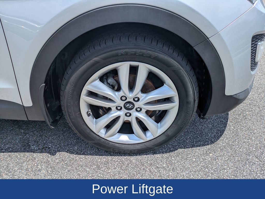 Used 2016 Hyundai Santa Fe Sport 2.0T w/ Option Group 05 FWD image 10