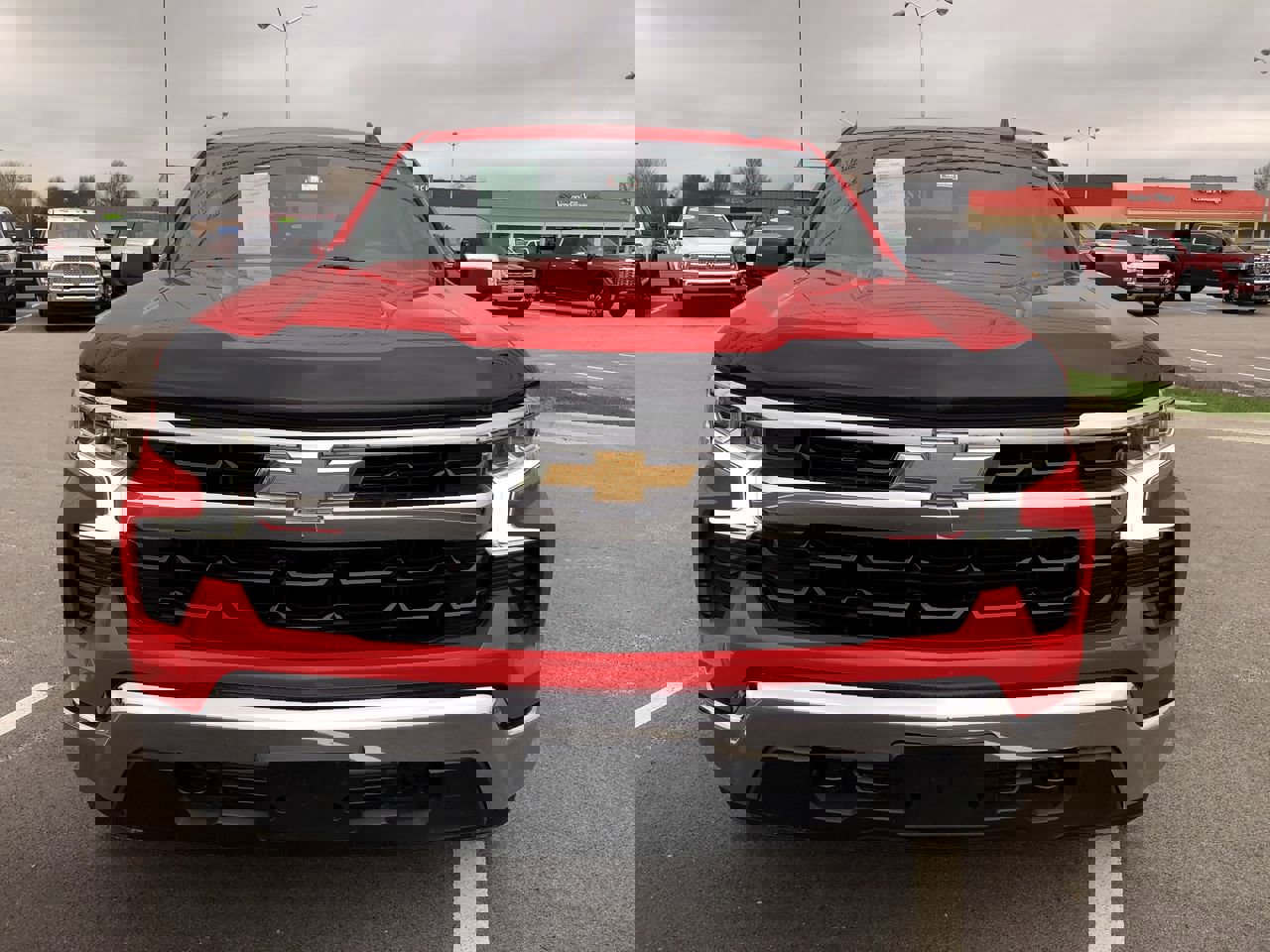 Used 2022 Chevrolet Silverado 1500 LT w/ Z71 Off-Road Package image 8