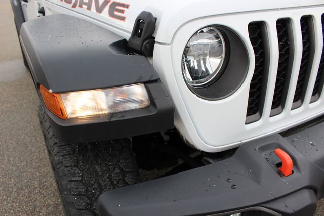 Used 2023 Jeep Gladiator Mojave w/ Cold Weather Group image 5