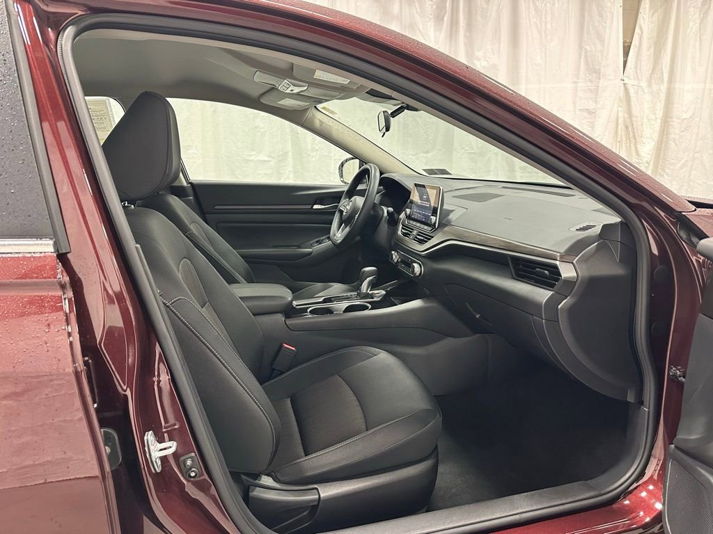 Used 2024 Nissan Altima 2.5 SV image 54
