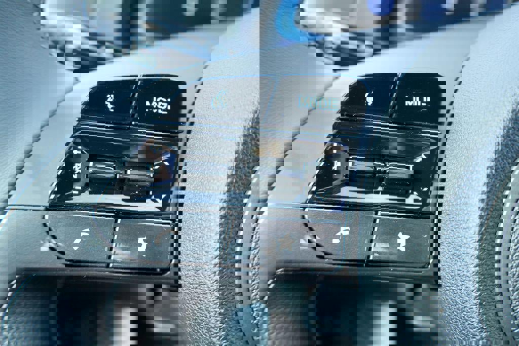 New 2026 Hyundai Elantra SEL Sport Premium w/ Cargo Package image 17