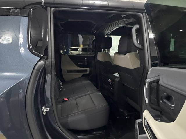 Used 2026 GMC Hummer EV SUV AWD/4WD image 37