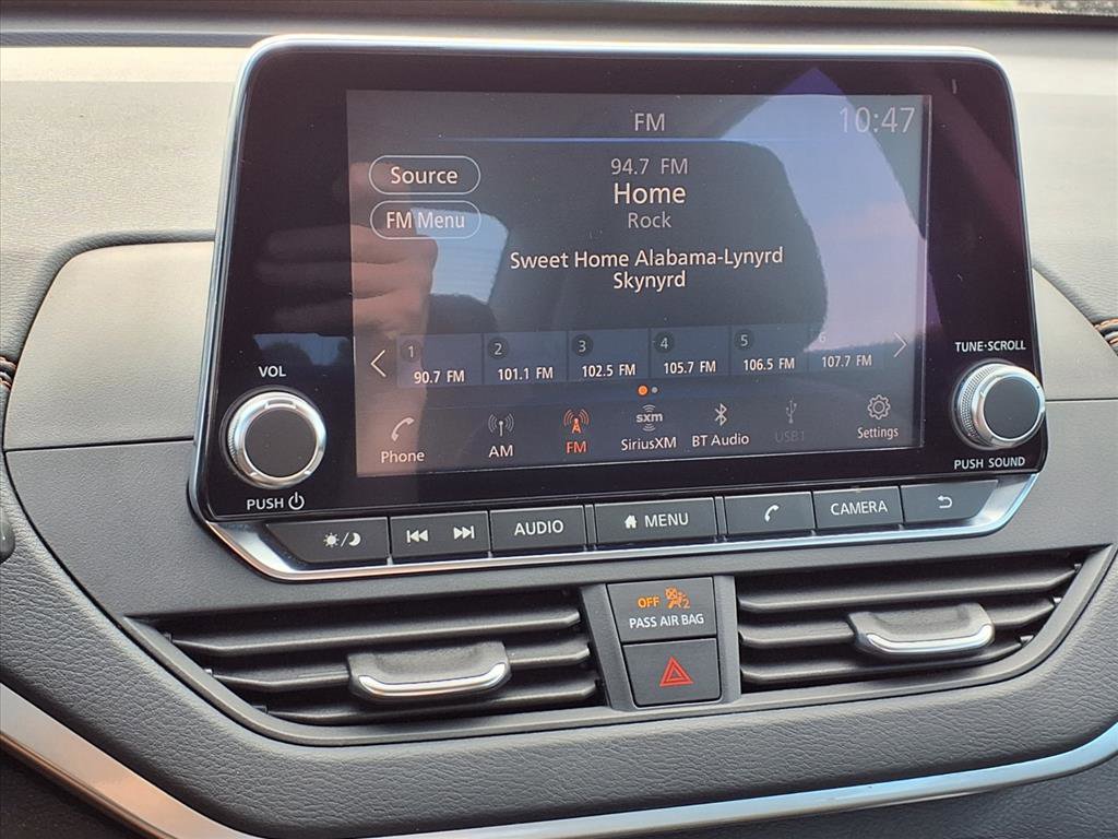 Used 2019 Nissan Altima 2.5 SR w/ SR Premium Package image 9