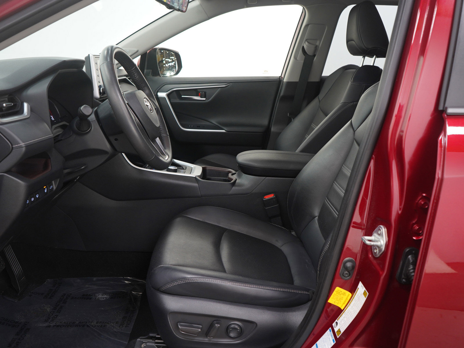 Used 2020 Toyota RAV4 Limited image 24