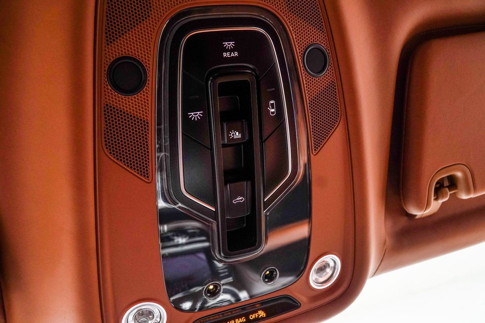 Used 2017 Bentley Bentayga image 36