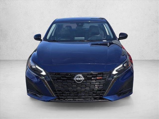 Used 2024 Nissan Altima 2.5 SR video 2