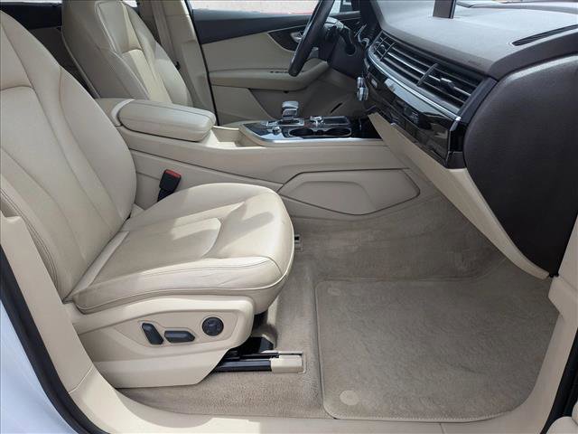 Used 2018 Audi Q7 3.0T Prestige w/ Prestige Package image 21