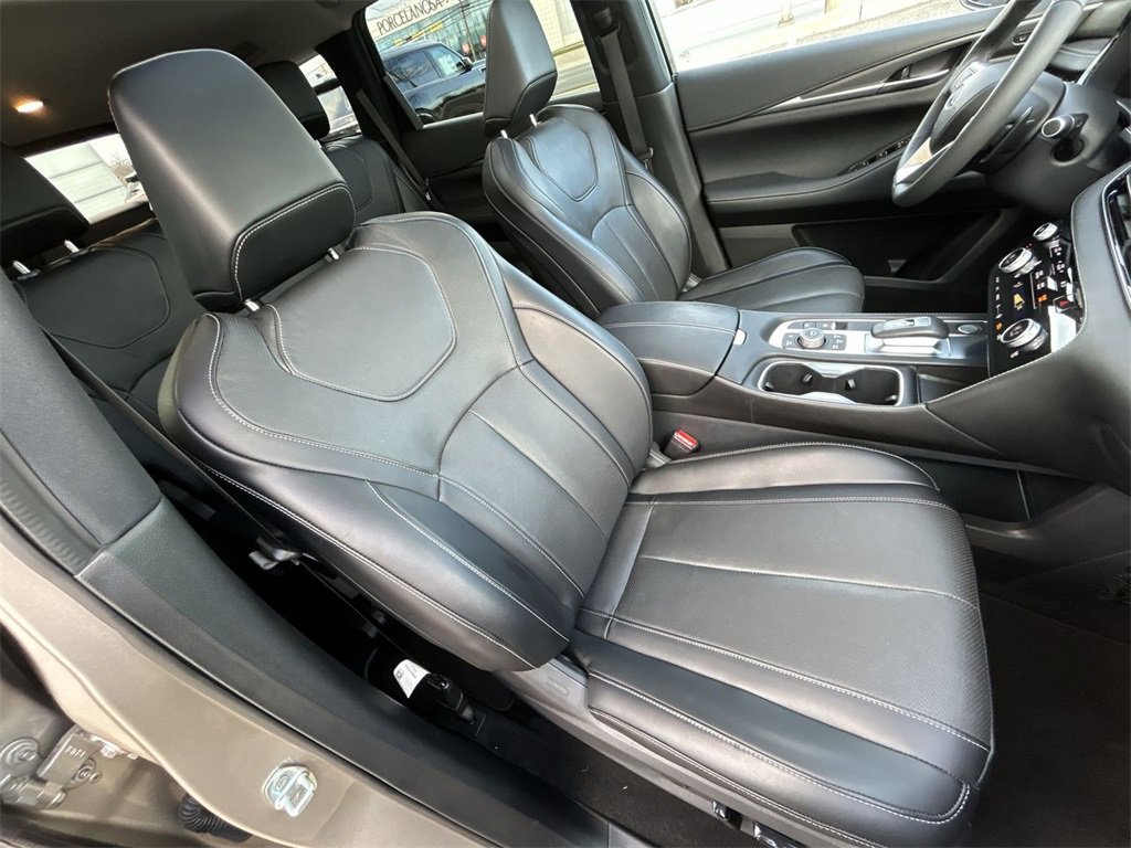 Certified 2023 INFINITI QX60 Luxe w/ Cargo Package image 26