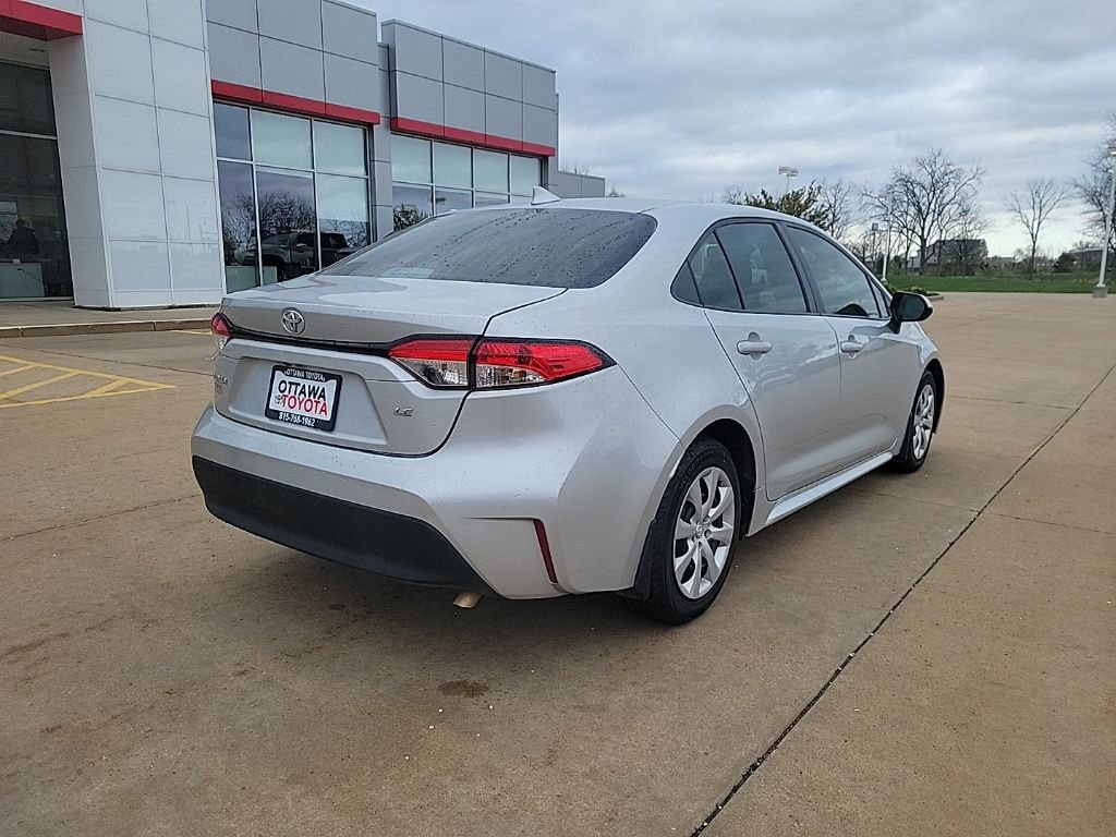 Used 2025 Toyota Corolla LE image 5