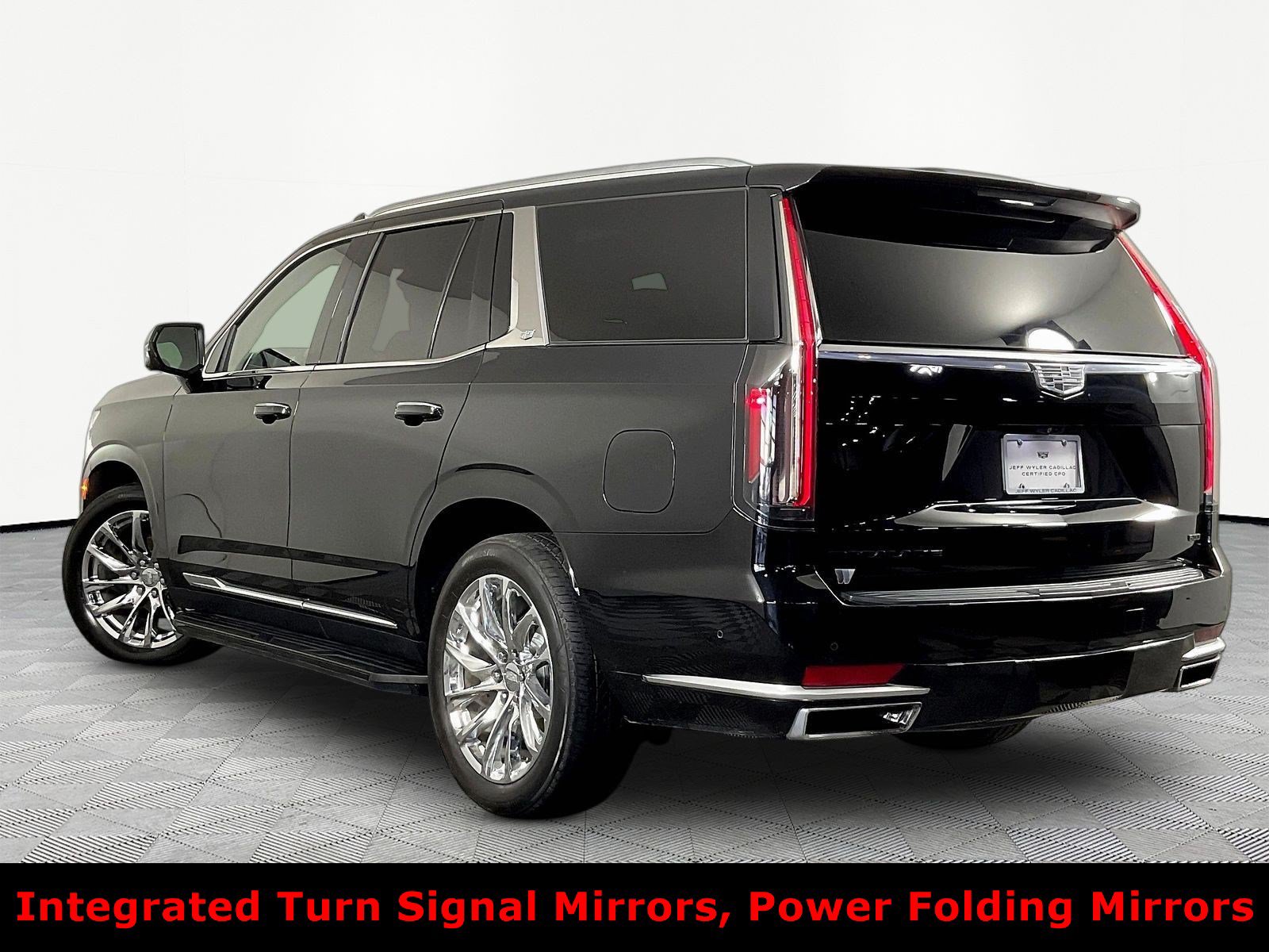 Used 2022 Cadillac Escalade Premium Luxury Platinum w/ LPO, Radiant Package AWD/4WD image 4