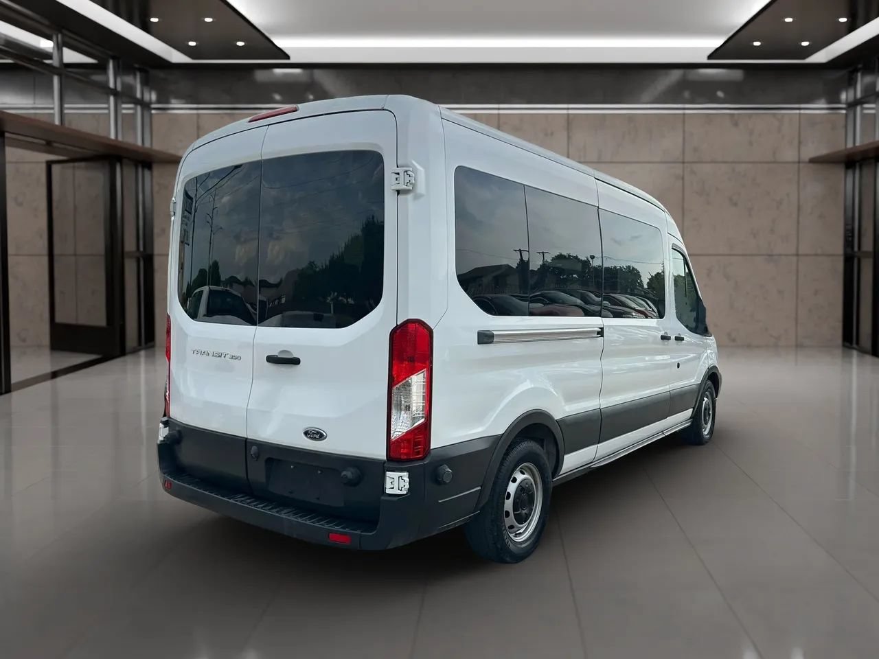 Used 2016 Ford Transit 350 XL RWD image 12