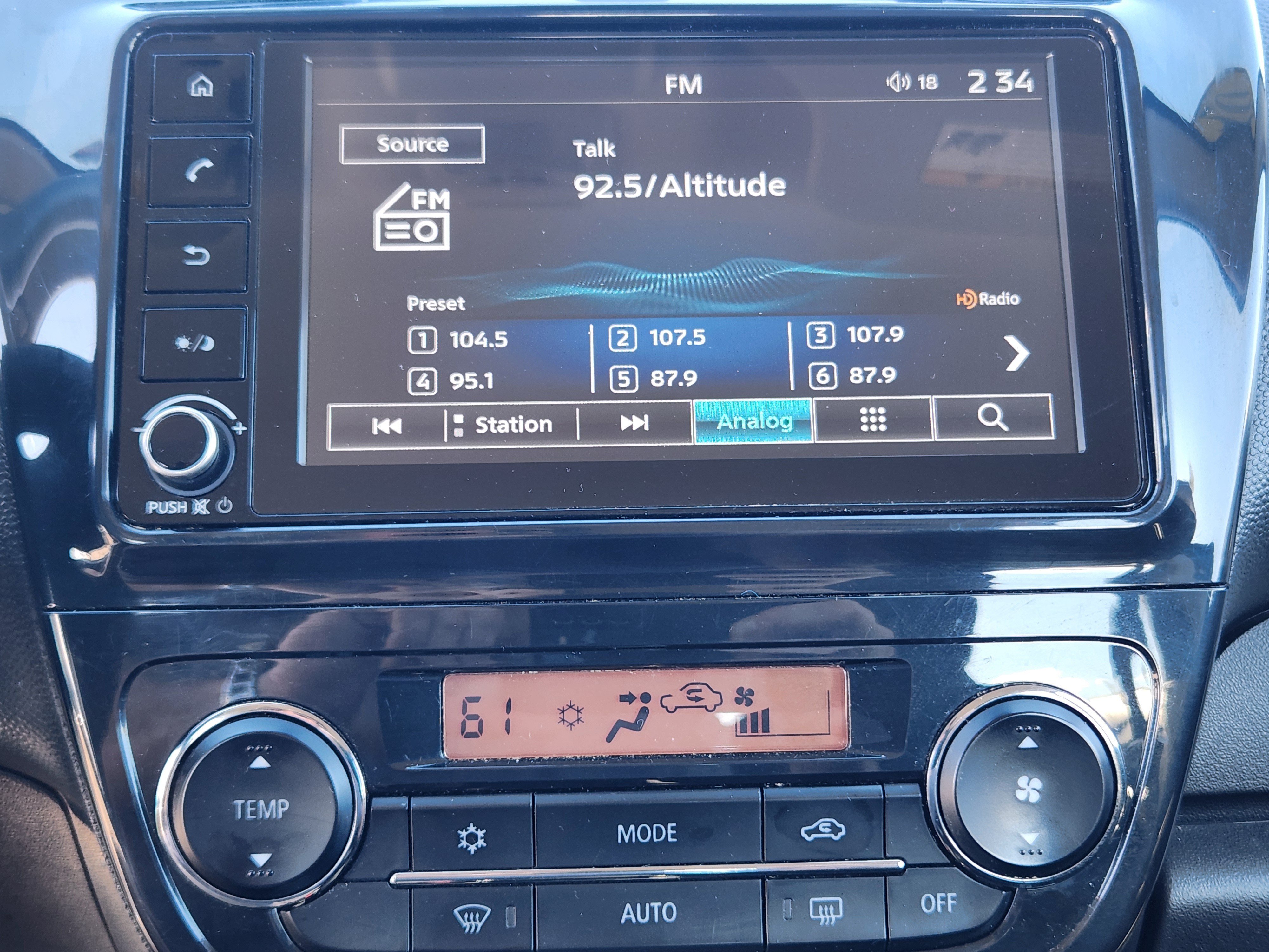 Used 2024 Mitsubishi Mirage ES FWD image 12
