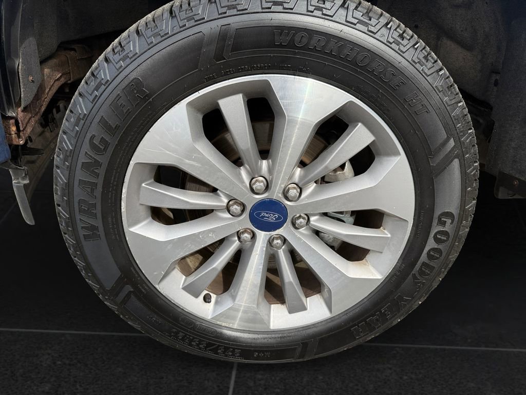 Used 2017 Ford F150 XL w/ Equipment Group 101A Mid AWD/4WD image 9
