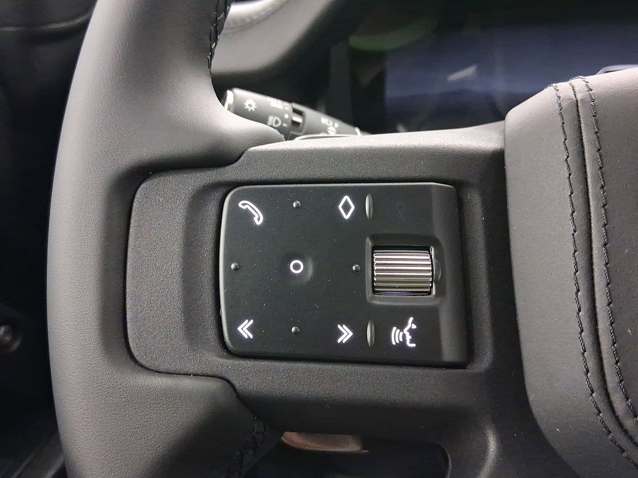 New 2025 Land Rover Defender 110 V8 image 14