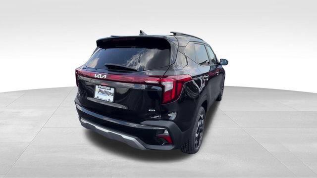 Used 2025 Kia Seltos S AWD/4WD image 7