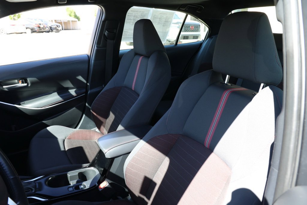 Used 2024 Toyota Corolla SE w/ SE Premium Package FWD image 16