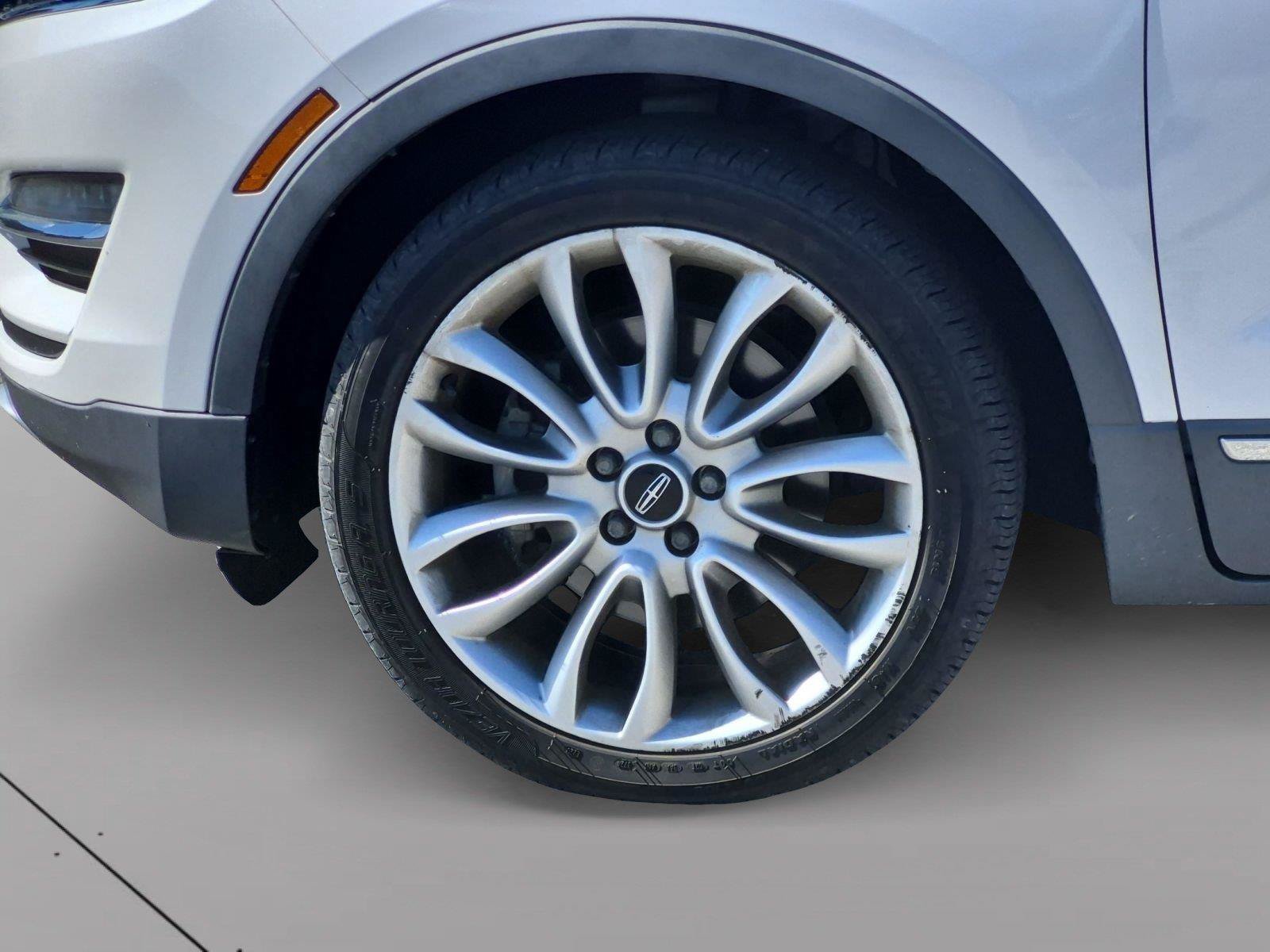 Used 2017 Lincoln MKC Reserve FWD image 35
