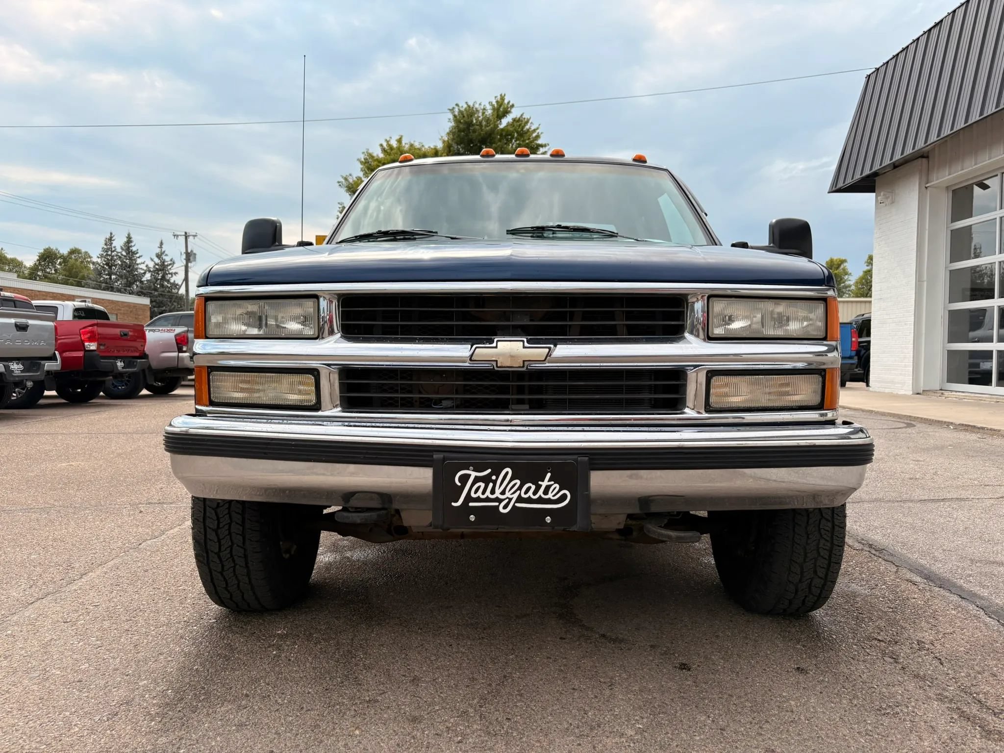Used 1995 Chevrolet Silverado 3500 4x4 Crew Cab image 3