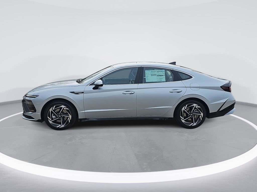 New 2026 Hyundai Sonata SEL FWD image 8