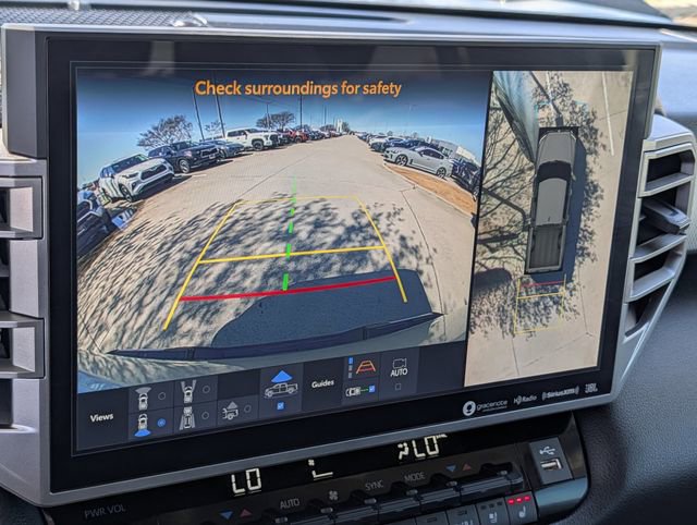 Used 2023 Toyota Tundra Limited image 21