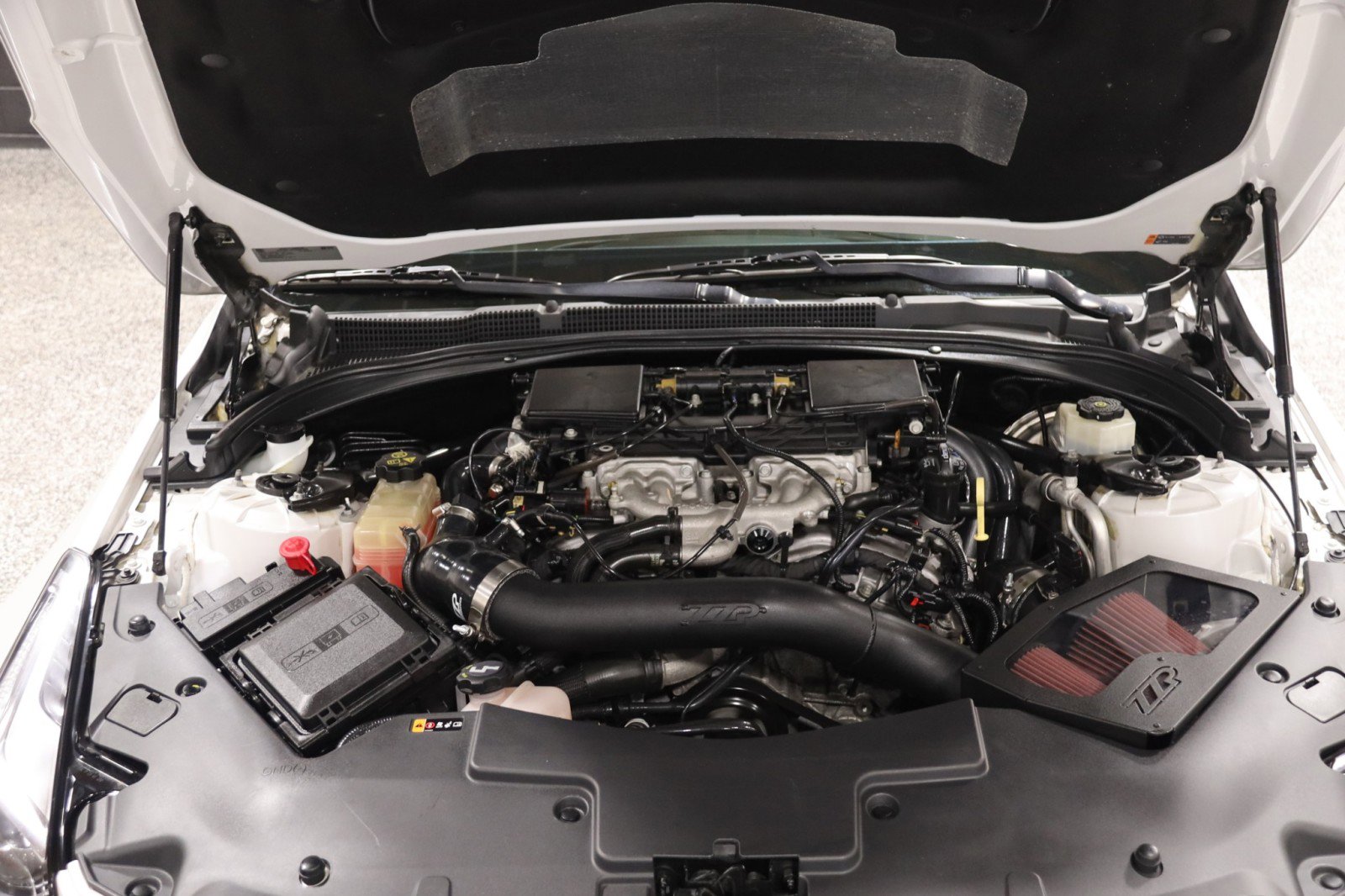 Used 2016 Cadillac ATS V w/ Carbon Fiber Package image 16