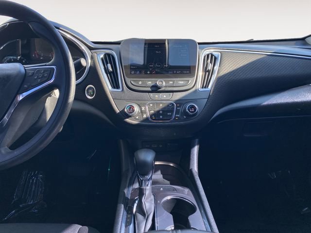 Used 2021 Chevrolet Malibu LT image 11