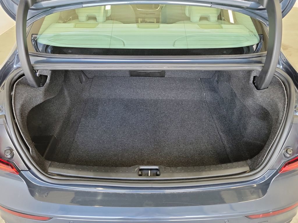 Used 2024 Volvo S60 B5 Core FWD image 11