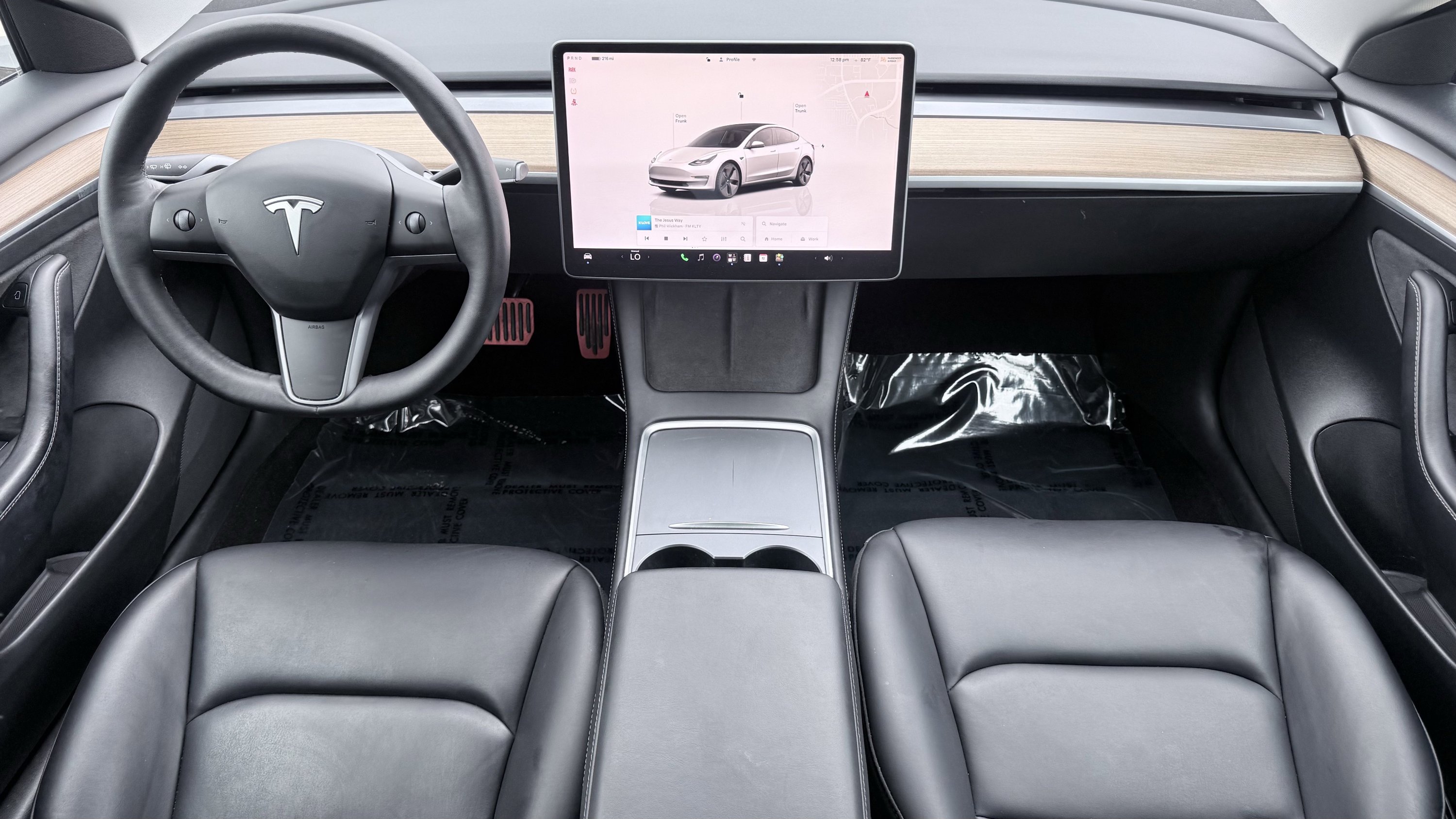 Used 2023 Tesla Model 3 Standard Range RWD image 2