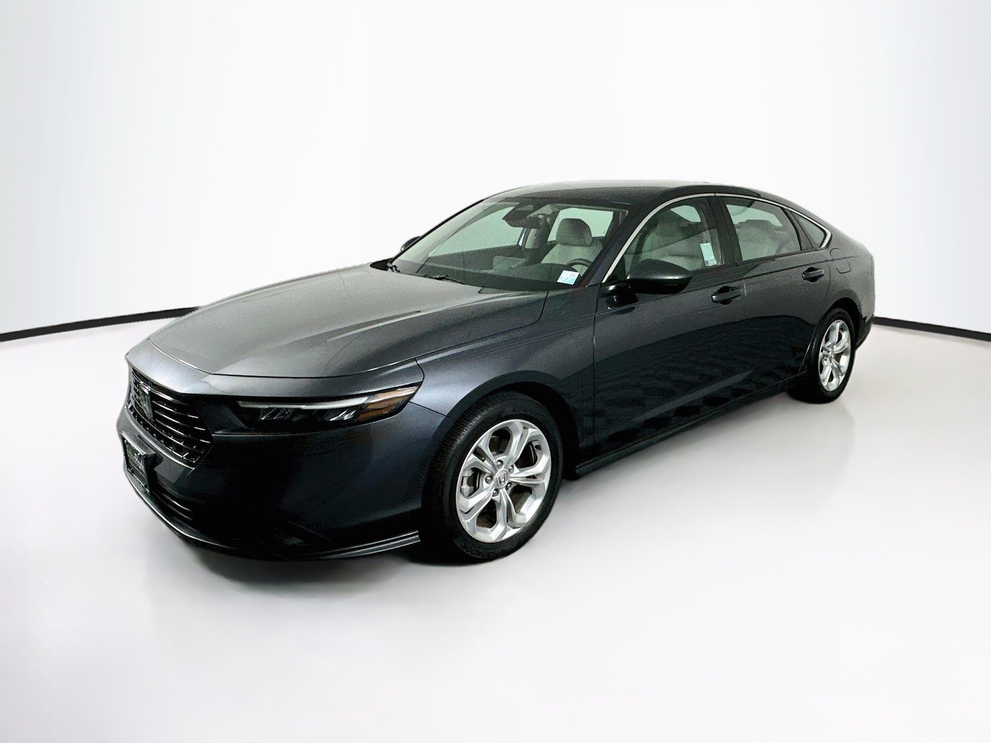 Used 2023 Honda Accord LX image 3