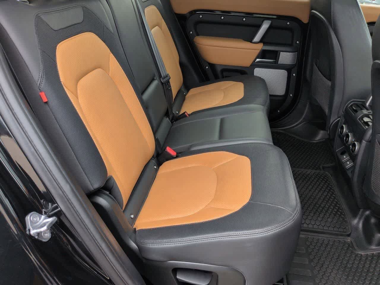 Certified 2024 Land Rover Defender 130 X-Dynamic SE image 21