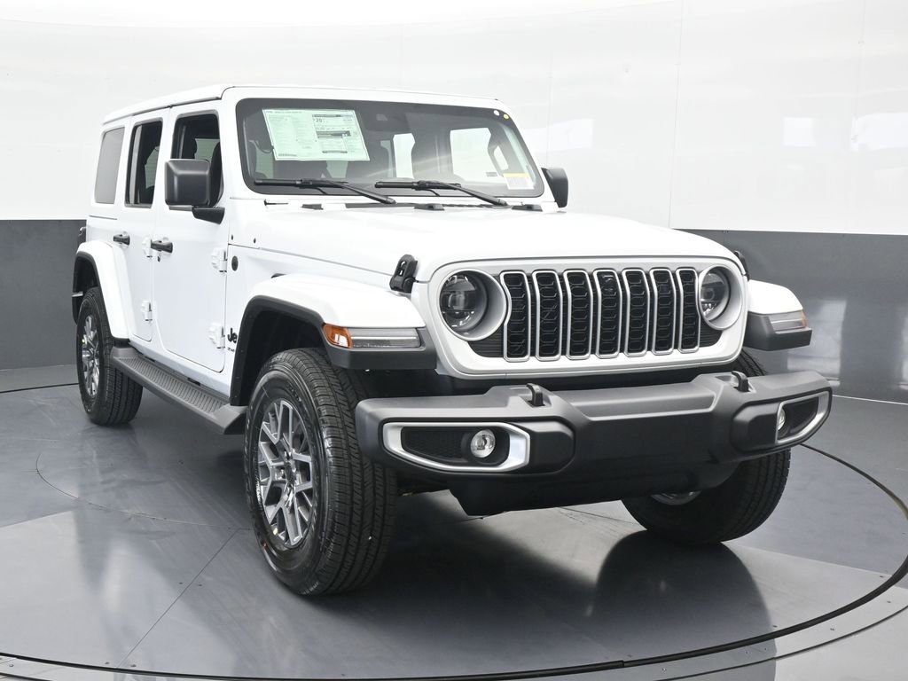 Used 2025 Jeep Wrangler Unlimited Sahara AWD/4WD image 9
