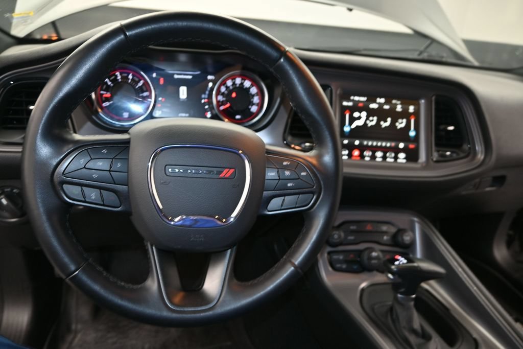 Used 2023 Dodge Challenger SXT RWD image 19