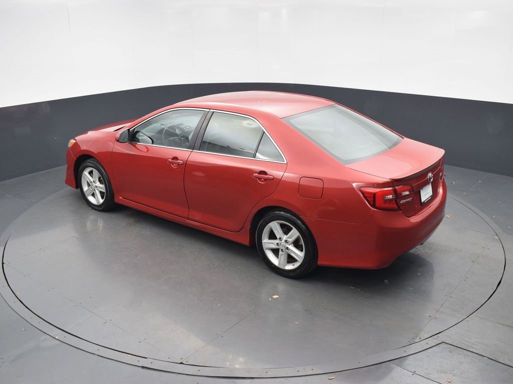Used 2013 Toyota Camry SE image 42