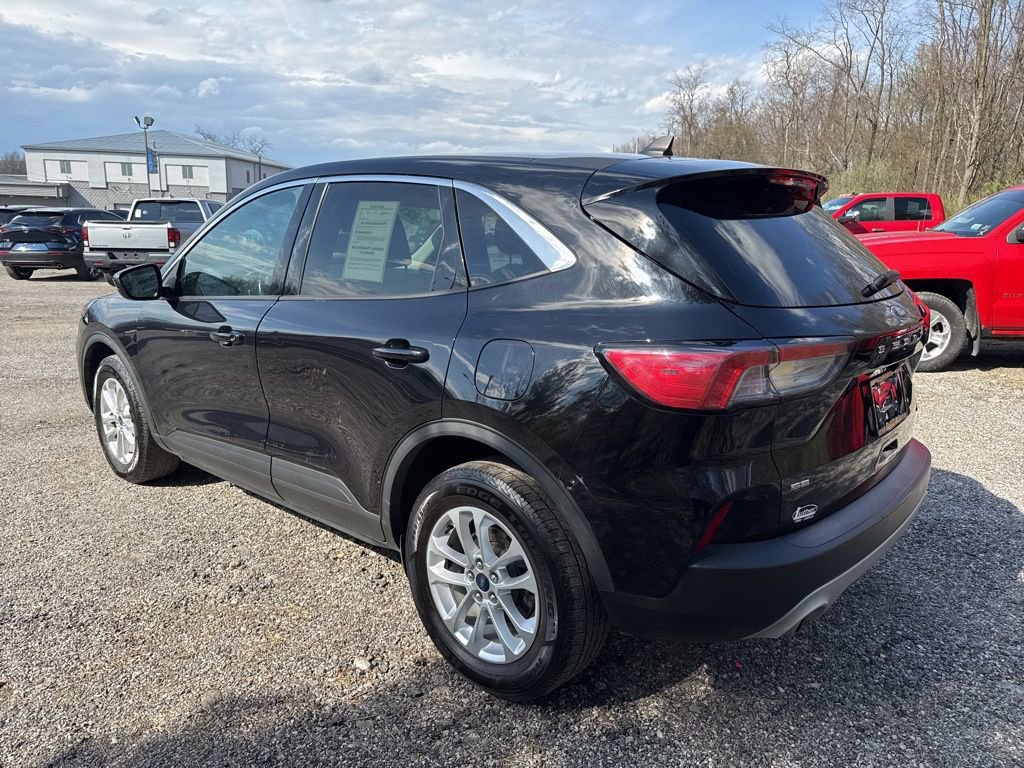 Used 2021 Ford Escape SE w/ Cold Weather Package AWD/4WD image 7