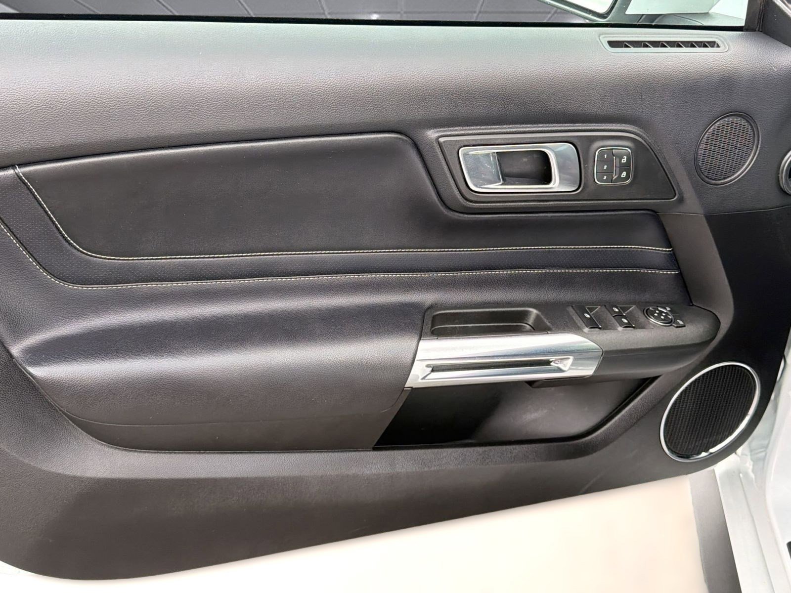 Used 2021 Ford Mustang GT Premium w/ Equipment Group 401A image 12