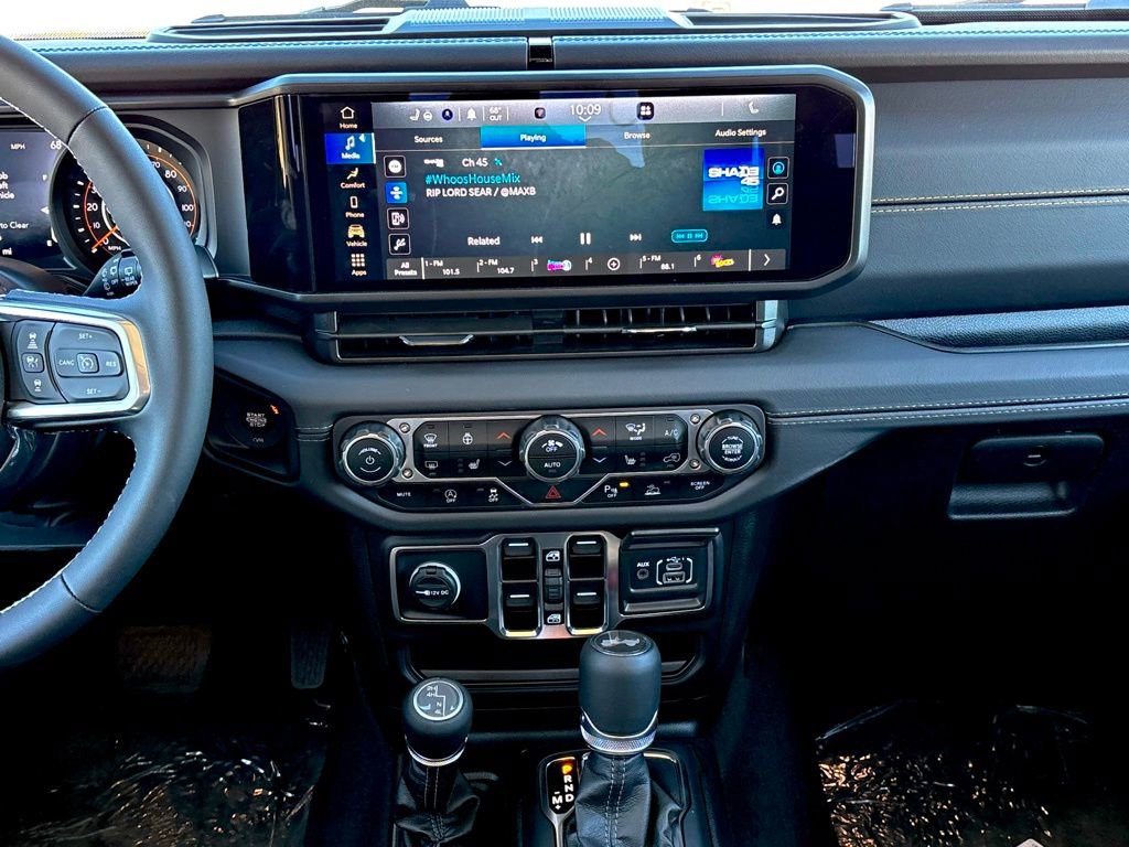 New 2025 Jeep Wrangler Sahara w/ Safety Group image 21