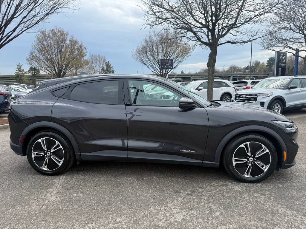 Used 2022 Ford Mustang Mach-E Select AWD/4WD image 4