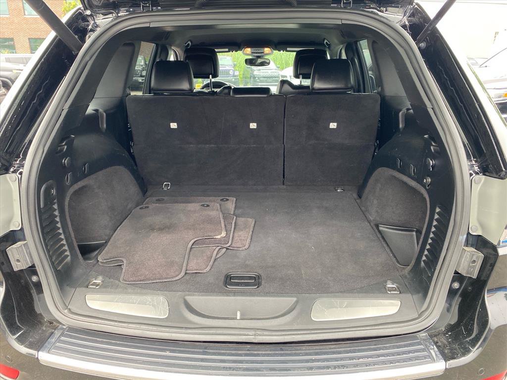 Used 2018 Jeep Grand Cherokee Limited AWD/4WD image 24